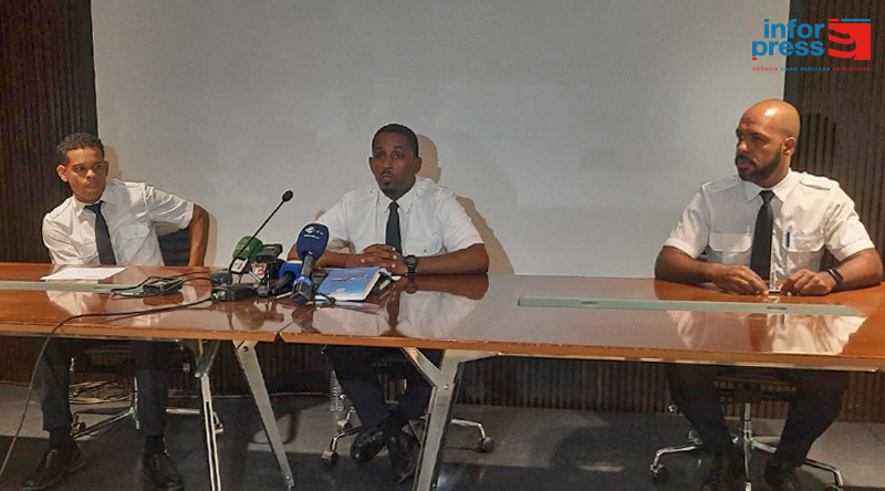 Transportadora Aérea de Cabo Verde e pilotos vão negociar após aviso de greve