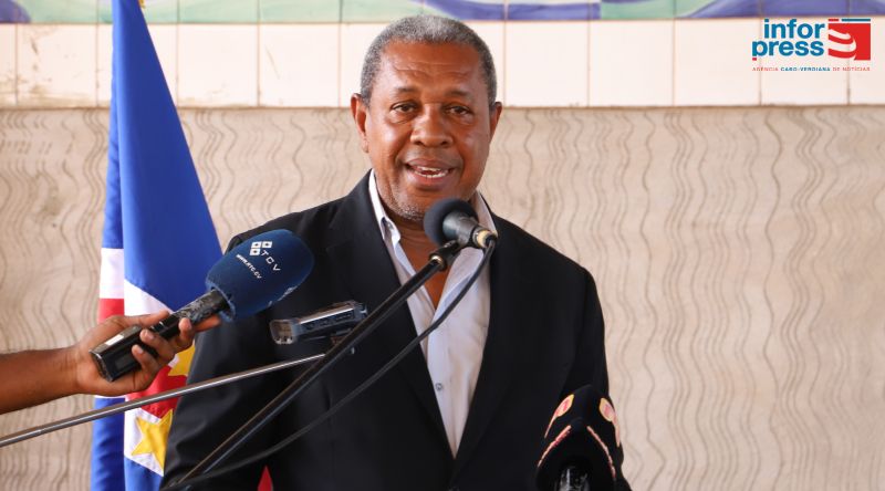 São Vicente irá ajudar a ilha do Fogo com mais do que os mil contos anunciados - presidente da câmara