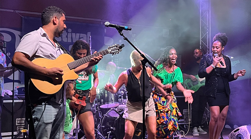 Brava 7Luas Band faz balanço positivo do Festival Sete Sóis Sete Luas na Ilha de la Réunion